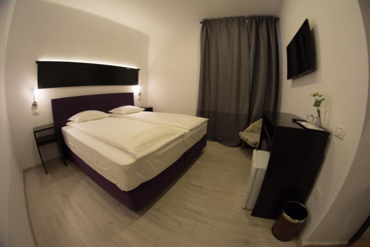Bed and Breakfast Casa Branga Deva Exteriér fotografie